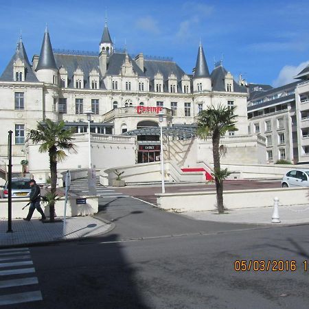 Studio En Centre Ville, Place De Parking Privee Arcachon Exterior photo